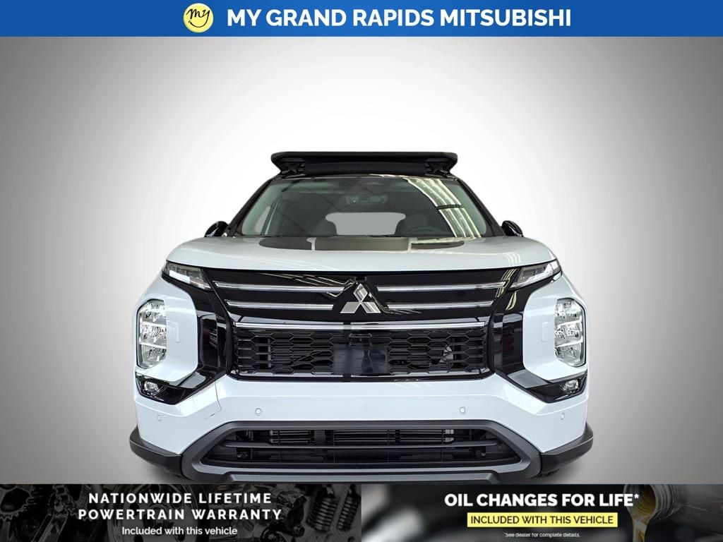 New 2025 Mitsubishi Outlander Trail Edition SUV