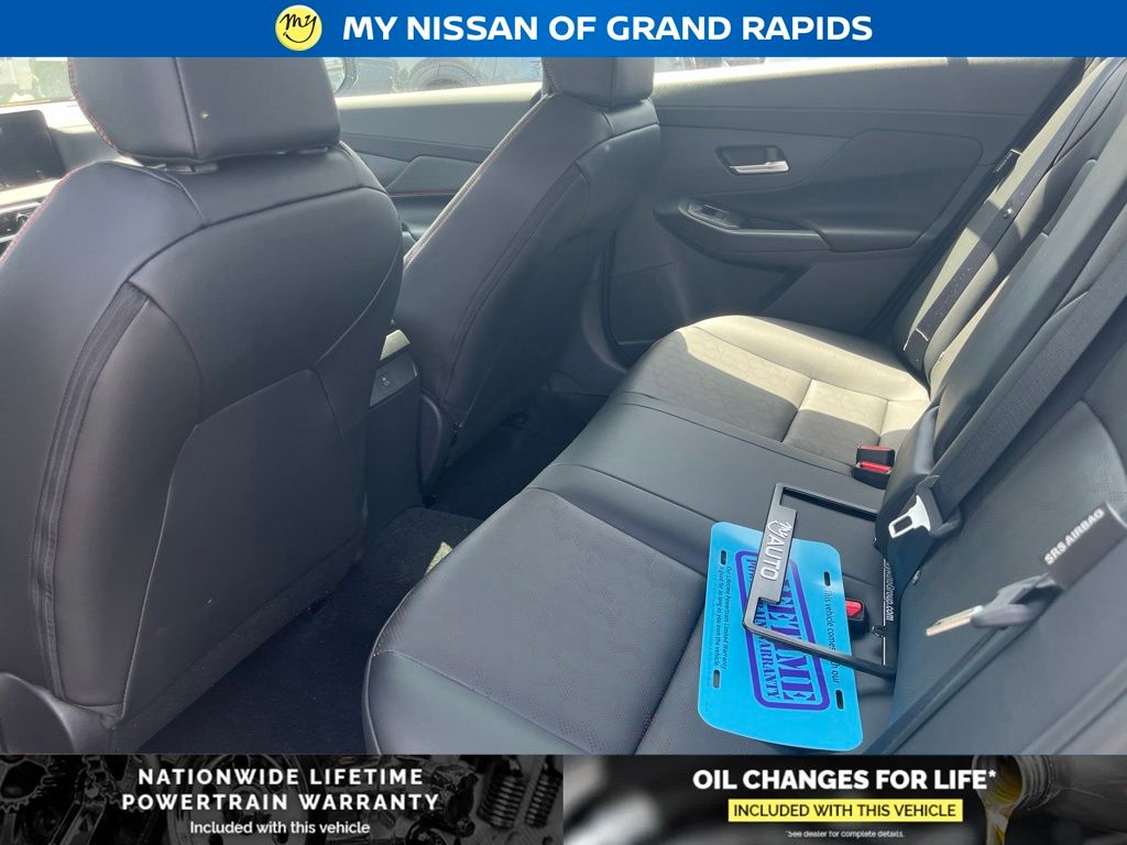 2026 Nissan Sentra SR - Photo 21