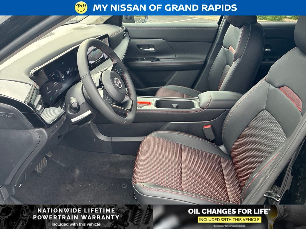 2026 Nissan KICKS SR AWD - Photo 12