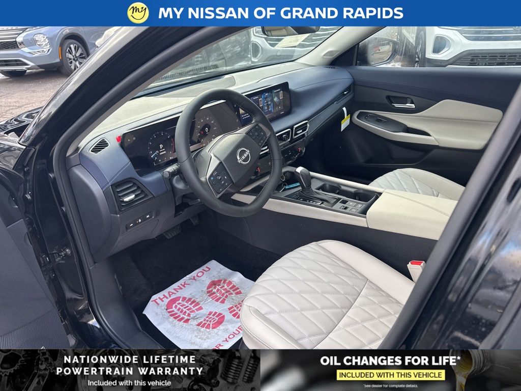 2026 Nissan Sentra SL - Photo 12