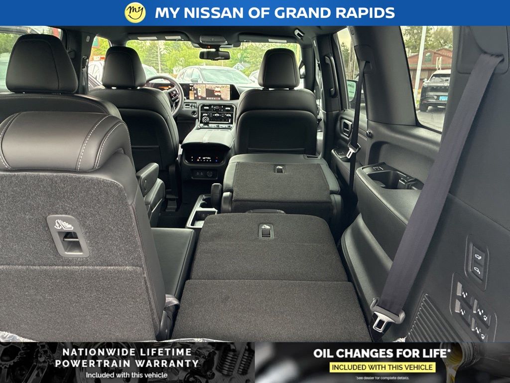 2026 Nissan Armada PRO-4X - Photo 35