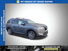 2025 Nissan Pathfinder SV SUV
