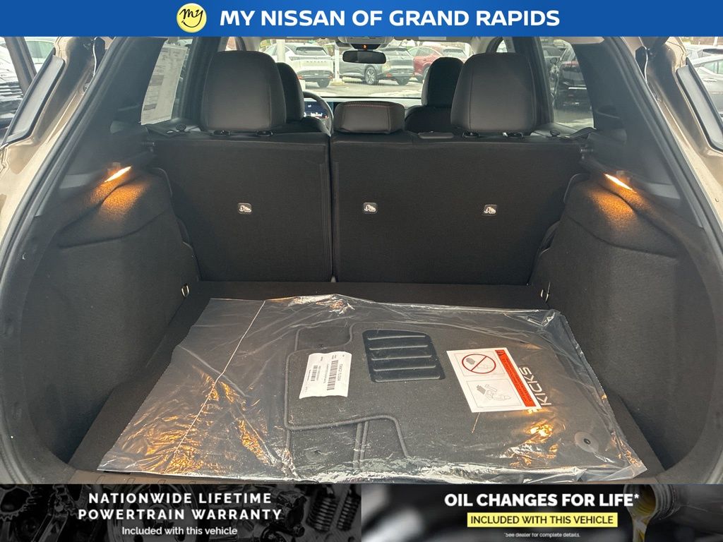2026 Nissan KICKS SR AWD - Photo 25