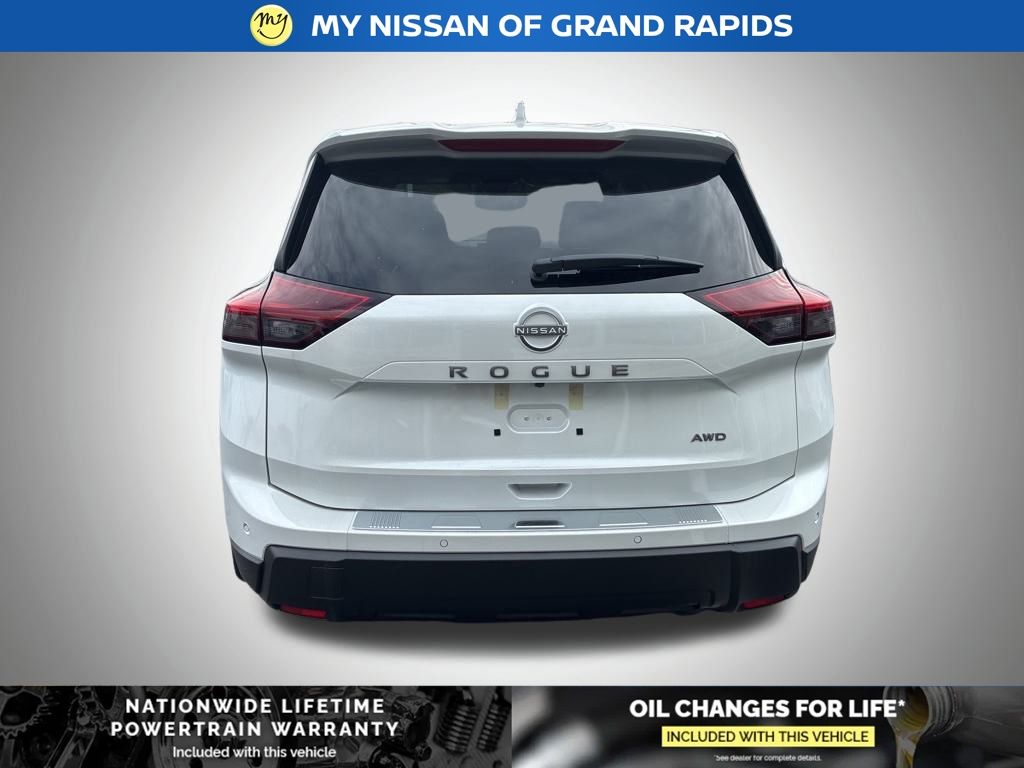 2026 Nissan Rogue SV photo 4