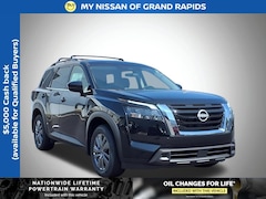 2025 Nissan Pathfinder SV SUV