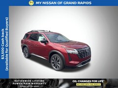 2026 Nissan Pathfinder Platinum SUV