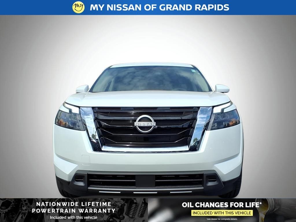 New 2025 Nissan Pathfinder SV SUV