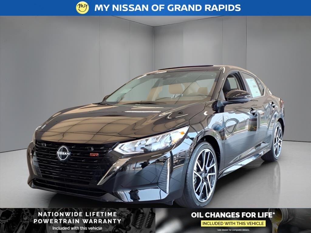 2025 Nissan Sentra SR photo 3
