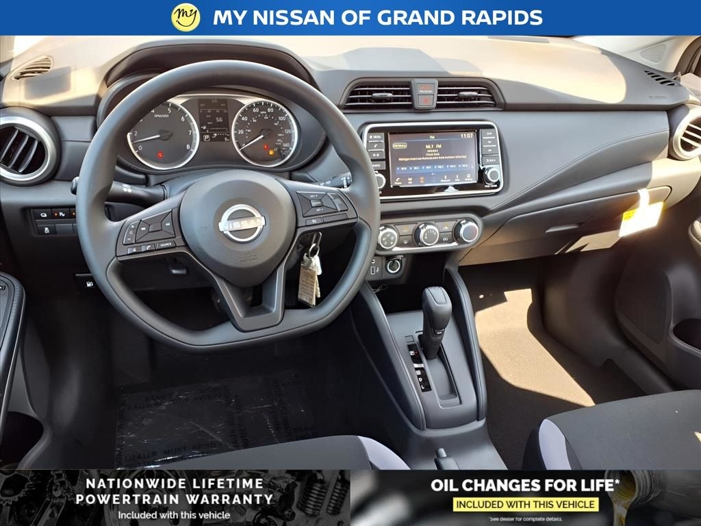 New 2025 Nissan Versa 1.6 S Sedan