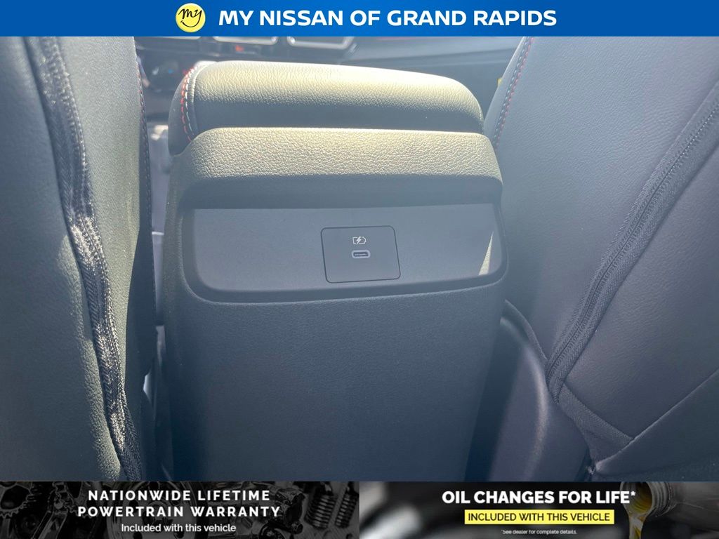 2026 Nissan Sentra SR - Photo 22