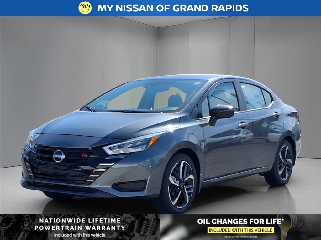 2025 Nissan Versa 1.6 SR photo 2