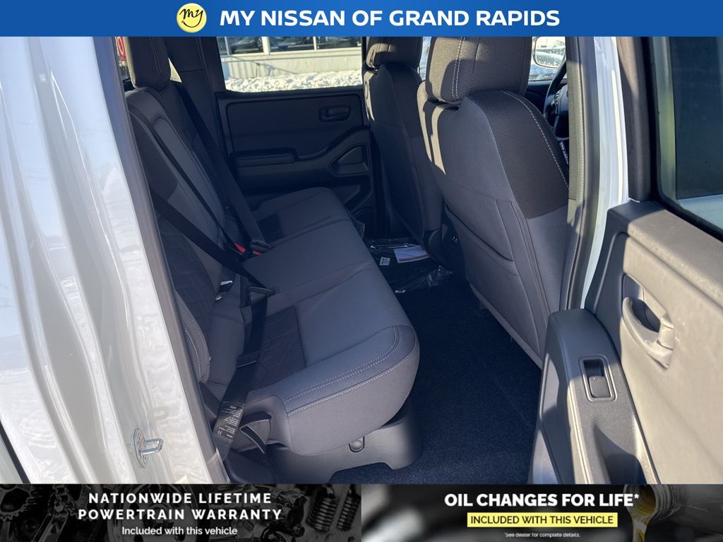 2026 Nissan Frontier SV - Photo 12