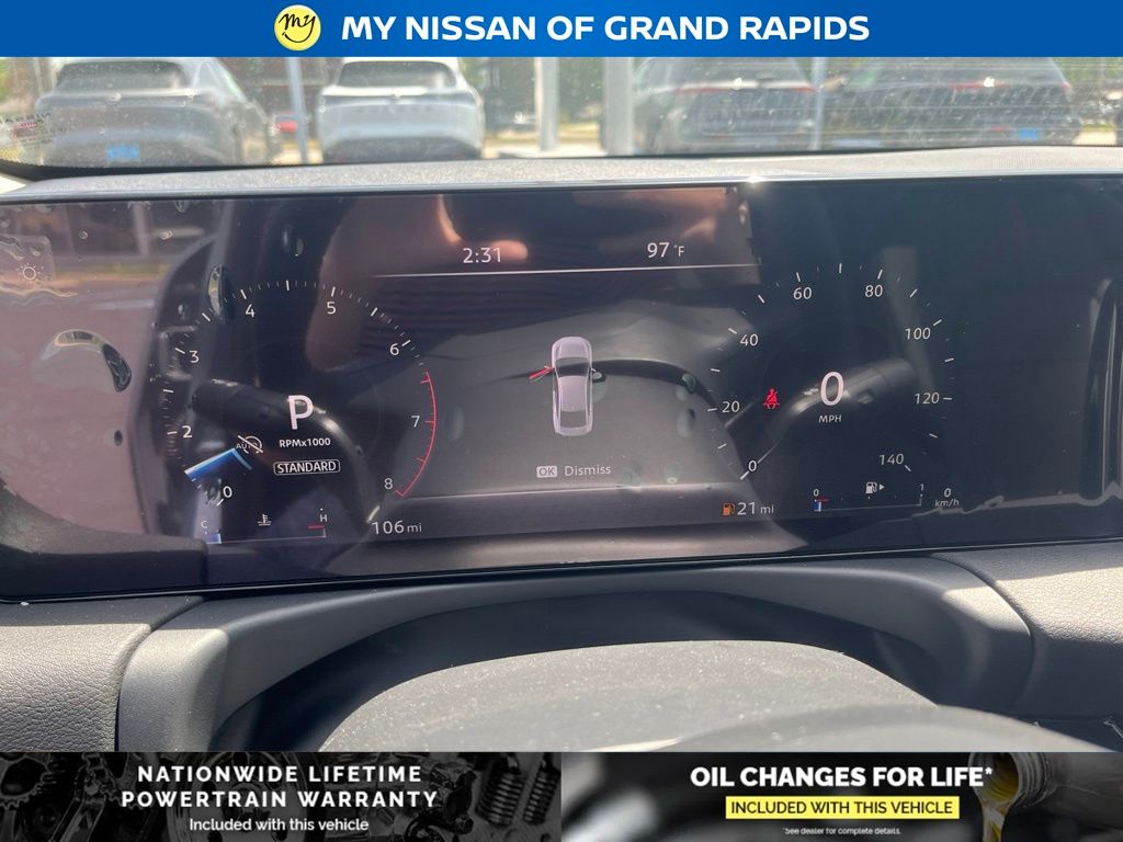 2026 Nissan Sentra SR - Photo 17