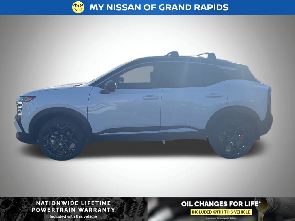 New 2026 Nissan Kicks SR SUV