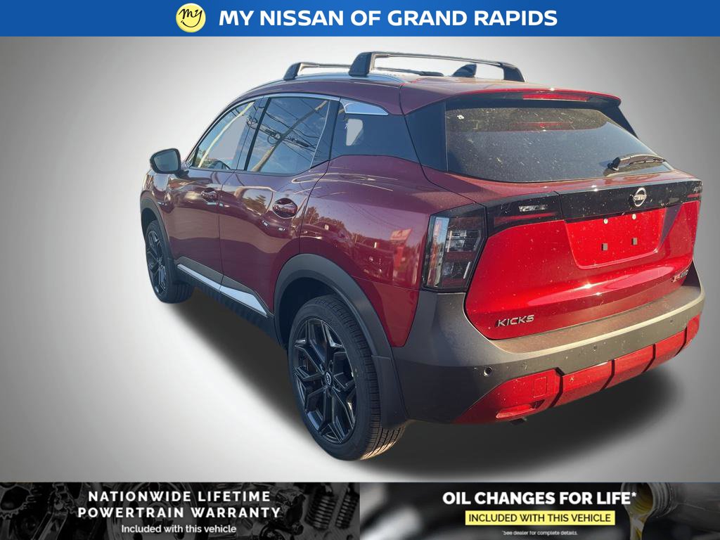 New 2026 Nissan Kicks SR SUV