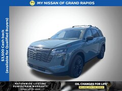 2026 Nissan Pathfinder SL SUV