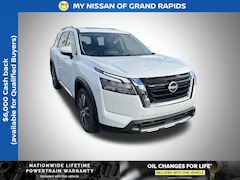 2025 Nissan Pathfinder Platinum SUV