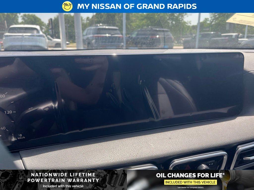 2026 Nissan Sentra SR - Photo 20