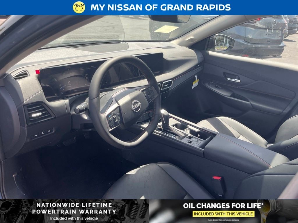 2026 Nissan Sentra SR - Photo 13