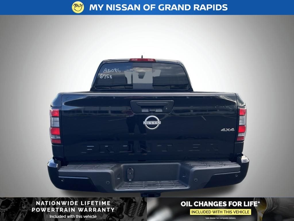 New 2026 Nissan Frontier SV Truck Crew Cab