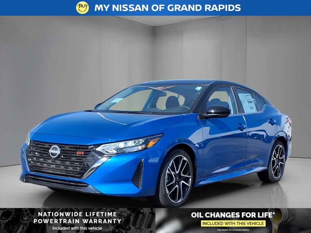 2025 Nissan Sentra SR photo 3