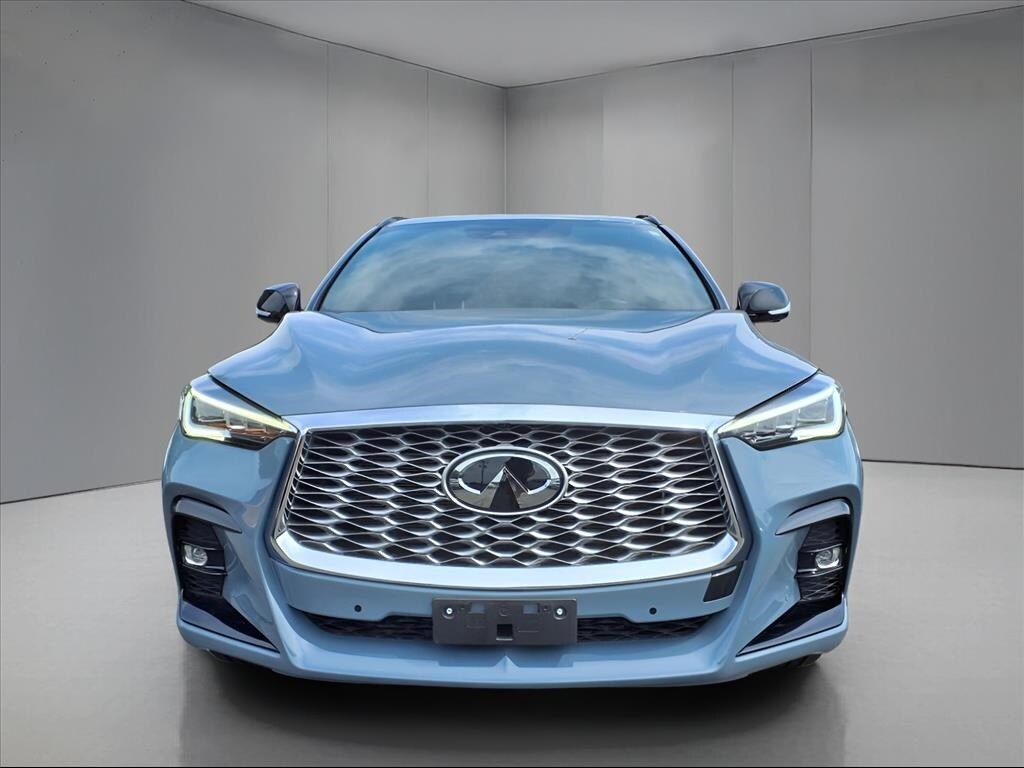2022 Infiniti QX55 Essential photo 2
