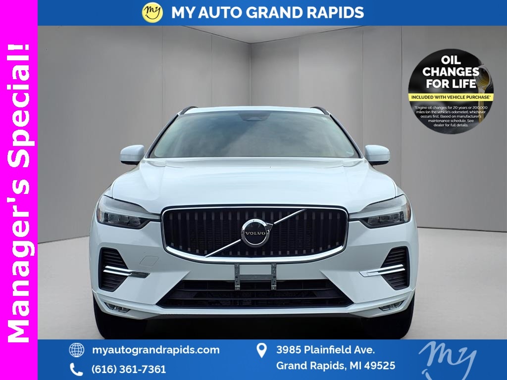 Used 2022 Volvo XC60 B5 AWD Momentum SUV