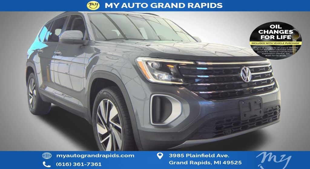 Used 2025 Volkswagen Atlas 2.0T SE w/Technology SUV