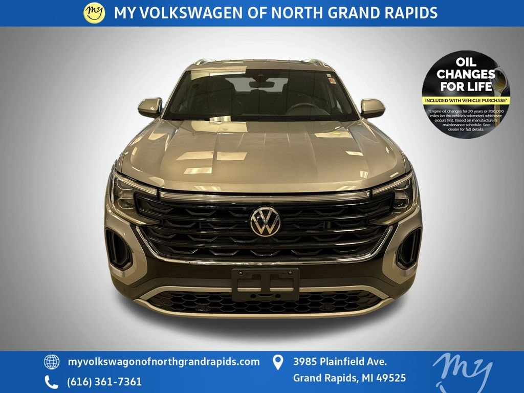 Certified 2024 Volkswagen Atlas Cross Sport 2.0T SE w/Technology SUV