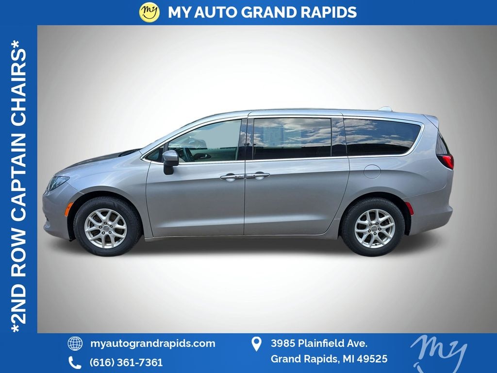 Used 2017 Chrysler Pacifica Touring Van