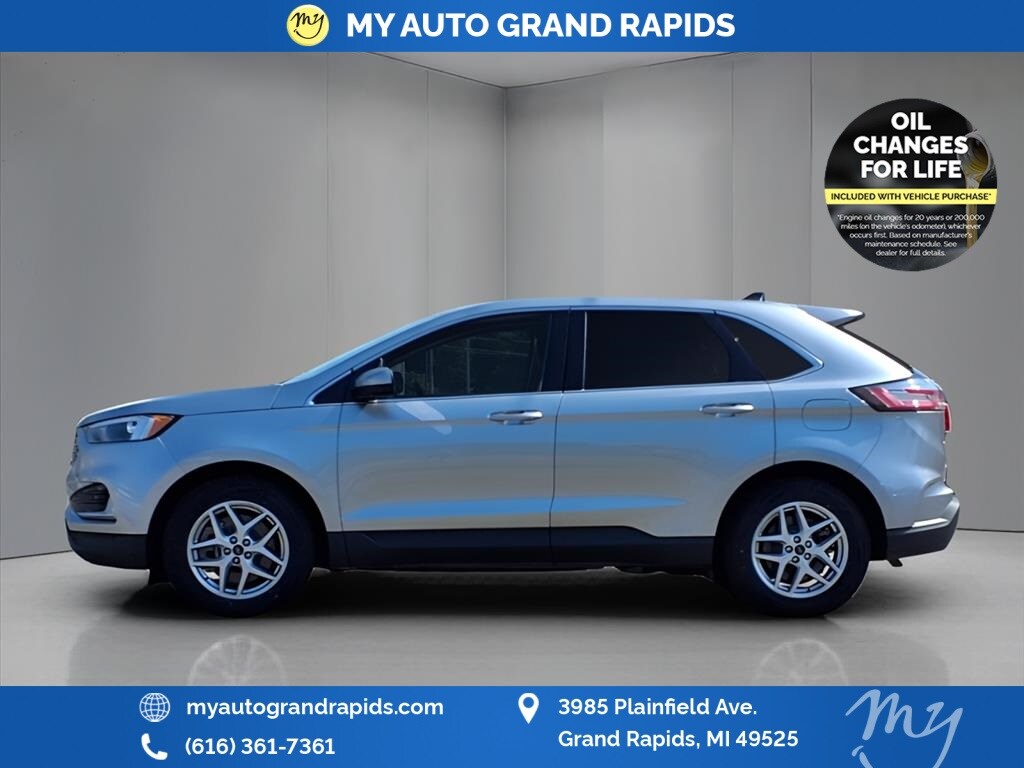 2024 Ford Edge SEL photo 4