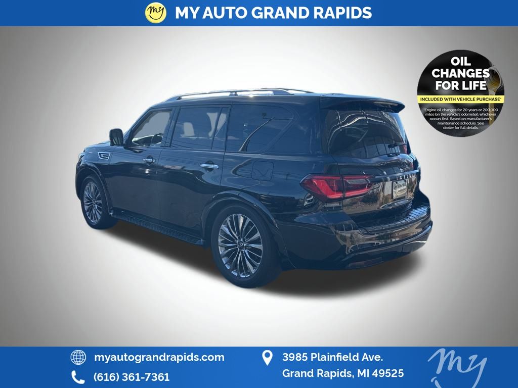 2020 Infiniti QX80 Luxe photo 2