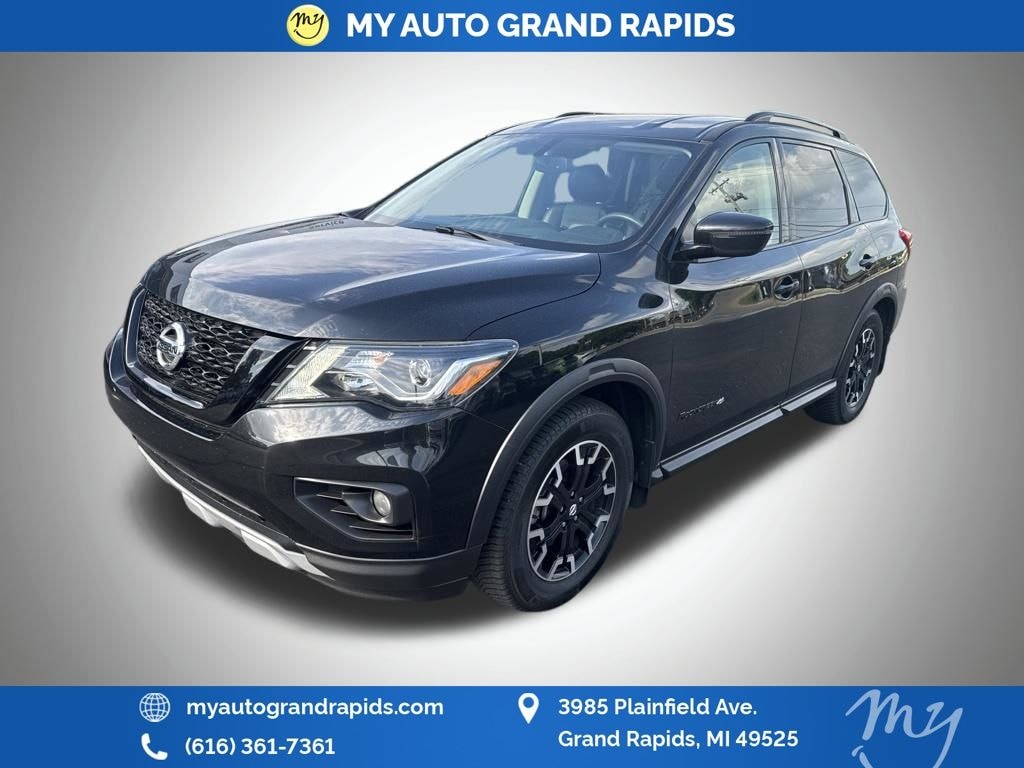 Used 2020 Nissan Pathfinder SV SUV