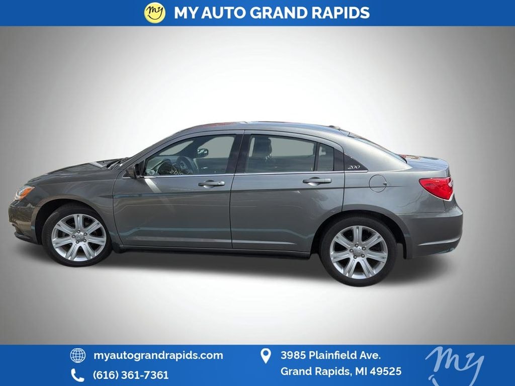 Used 2011 Chrysler 200 Touring Sedan