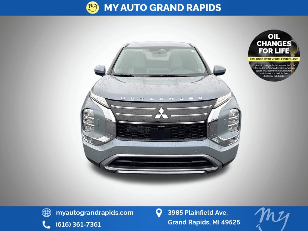 Used 2026 Mitsubishi Outlander SE SUV