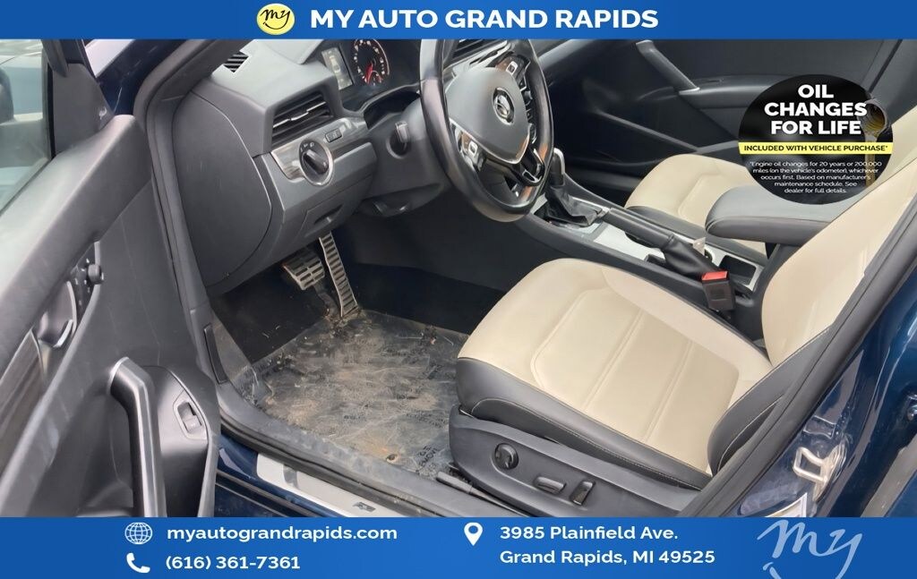 Used 2021 Volkswagen Passat 2.0T R-Line Sedan