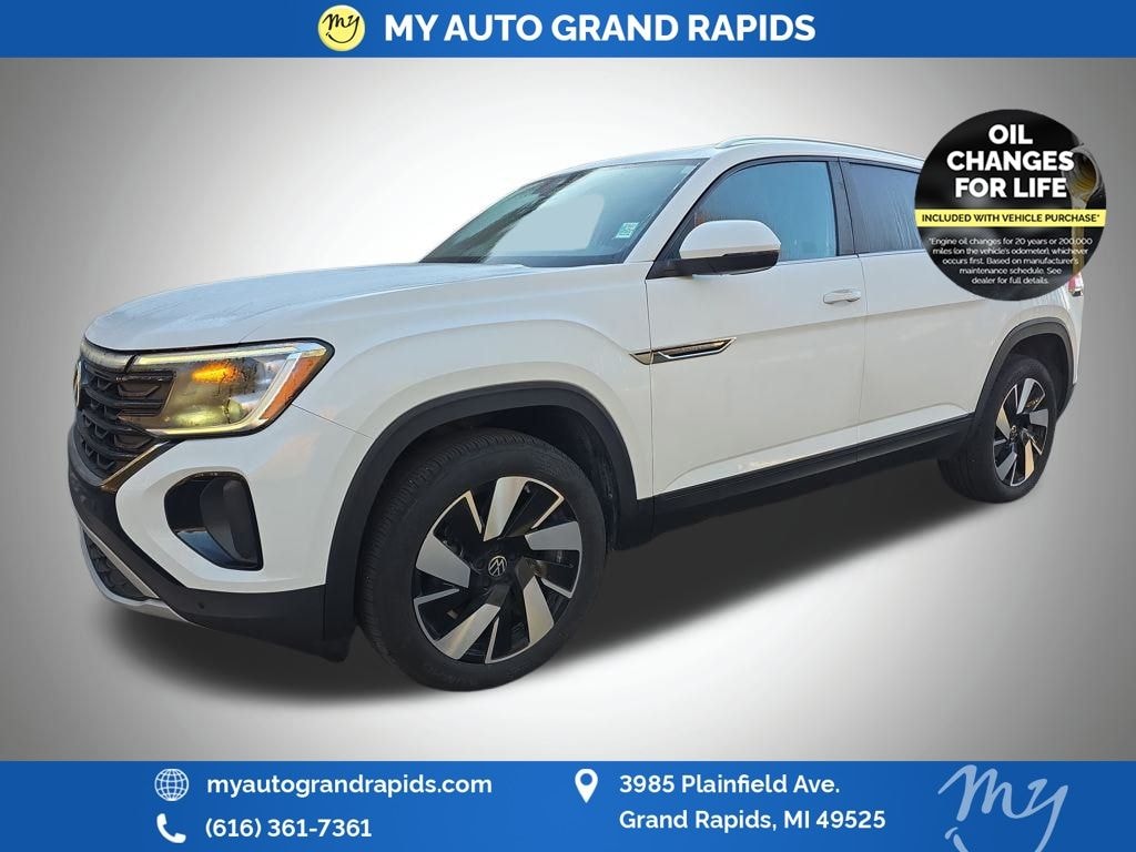 Used 2024 Volkswagen Atlas Cross Sport 2.0T SE w/Technology SUV