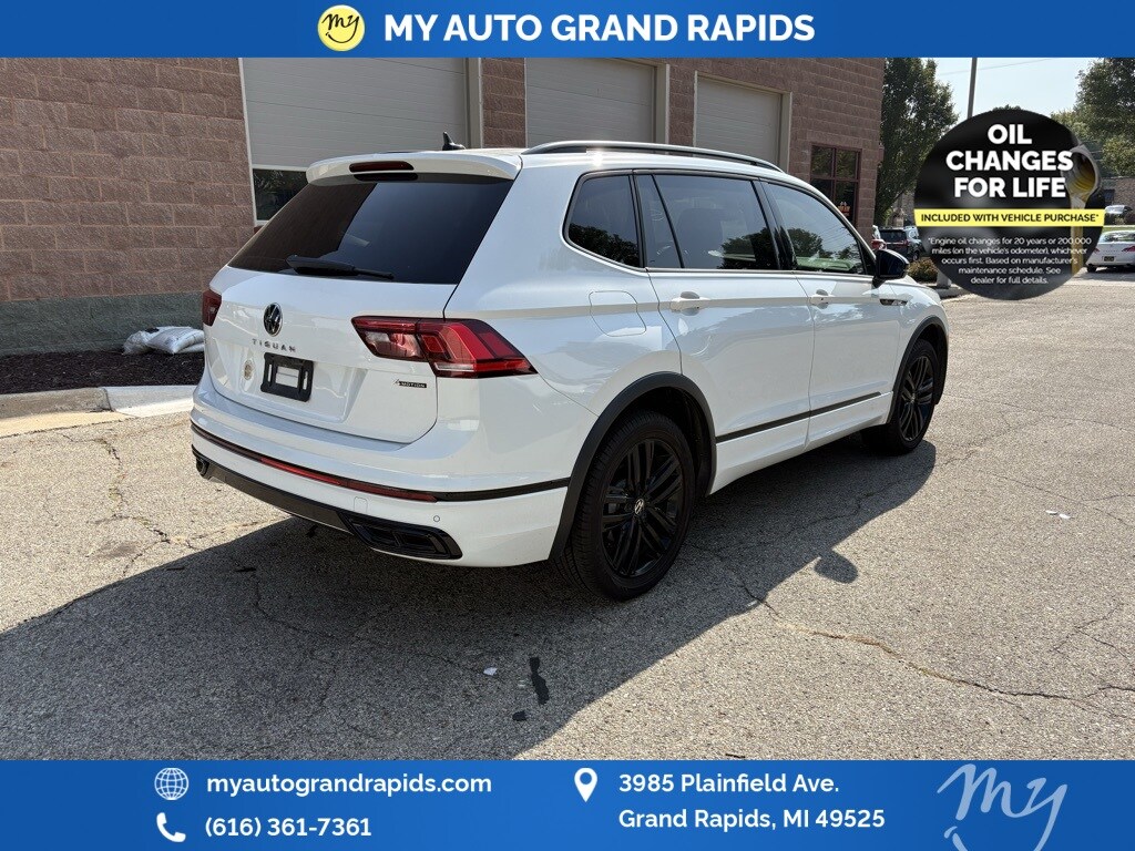2022 Volkswagen Tiguan SE R-Line Black photo 3