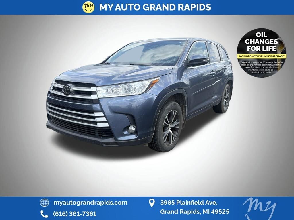 Used 2018 Toyota Highlander LE Plus V6 SUV