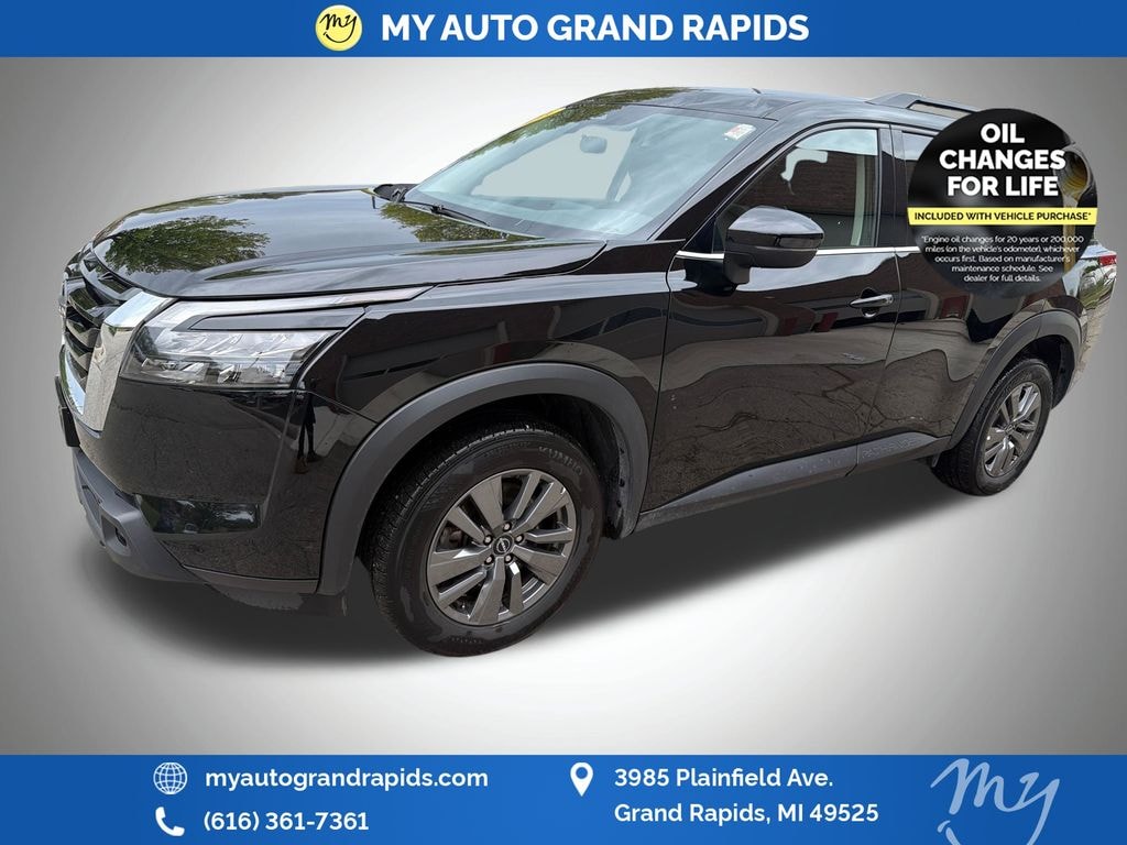 Used 2025 Nissan Pathfinder SV SUV