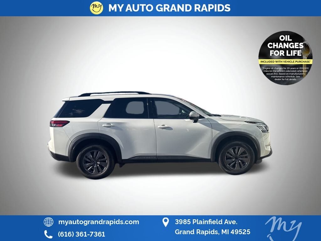 Used 2022 Nissan Pathfinder SV SUV
