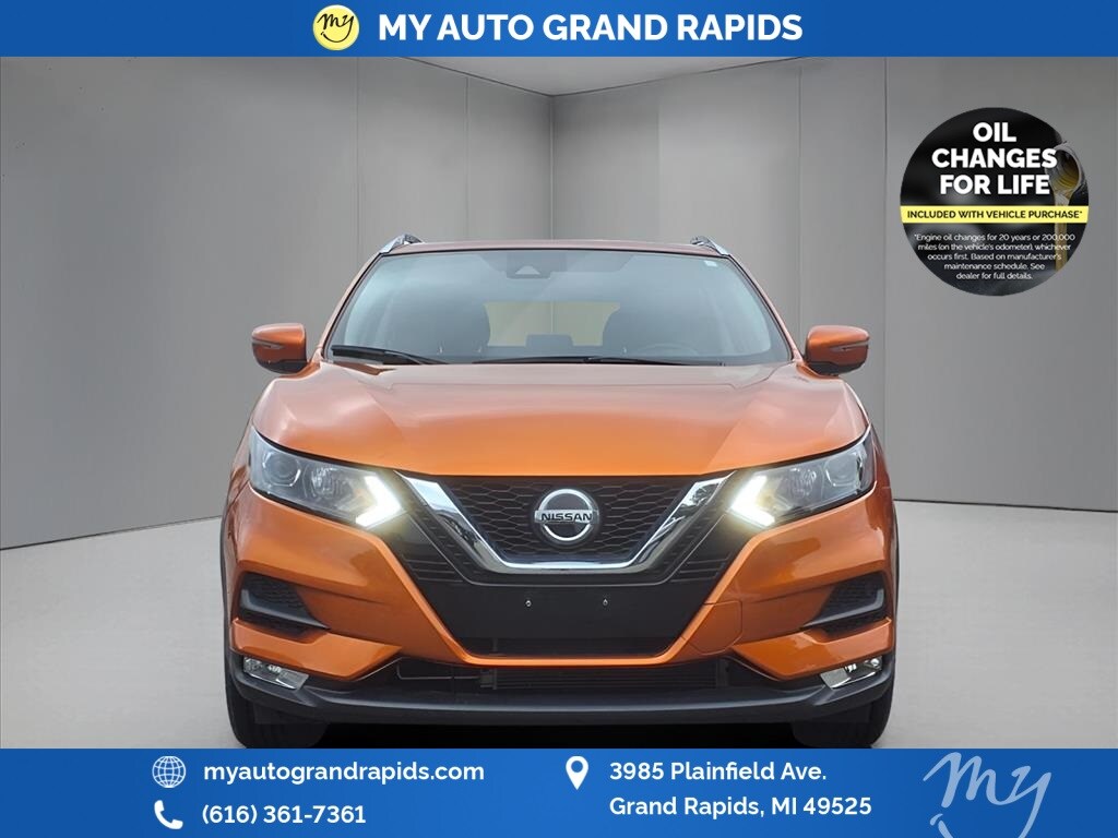 2022 Nissan Rogue Sport SV photo 3