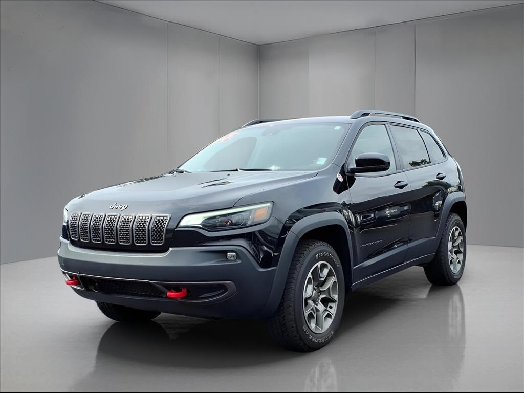 2022 Jeep Cherokee Trailhawk photo 2