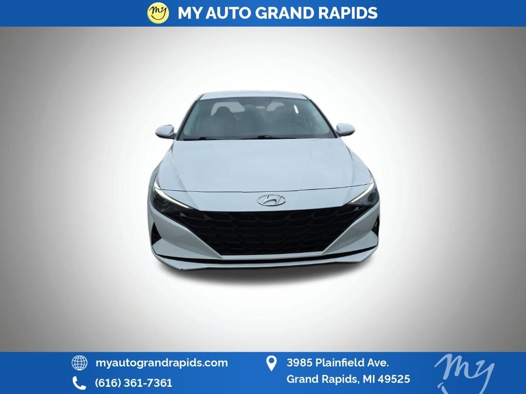 Used 2022 Hyundai Elantra SEL Sedan