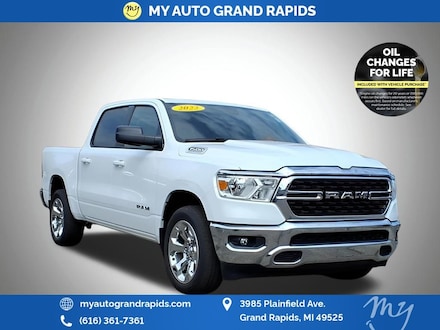 2022 Ram 1500 Big Horn/Lone Star Truck Crew Cab