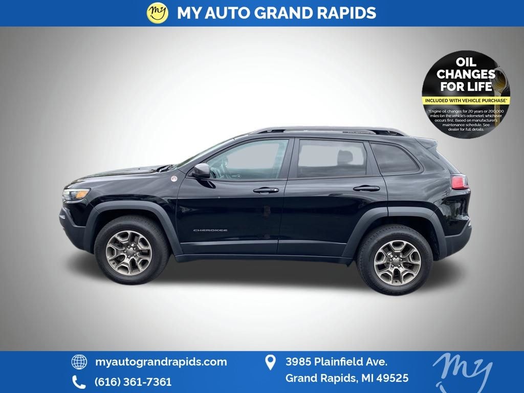 Used 2020 Jeep Cherokee Trailhawk SUV