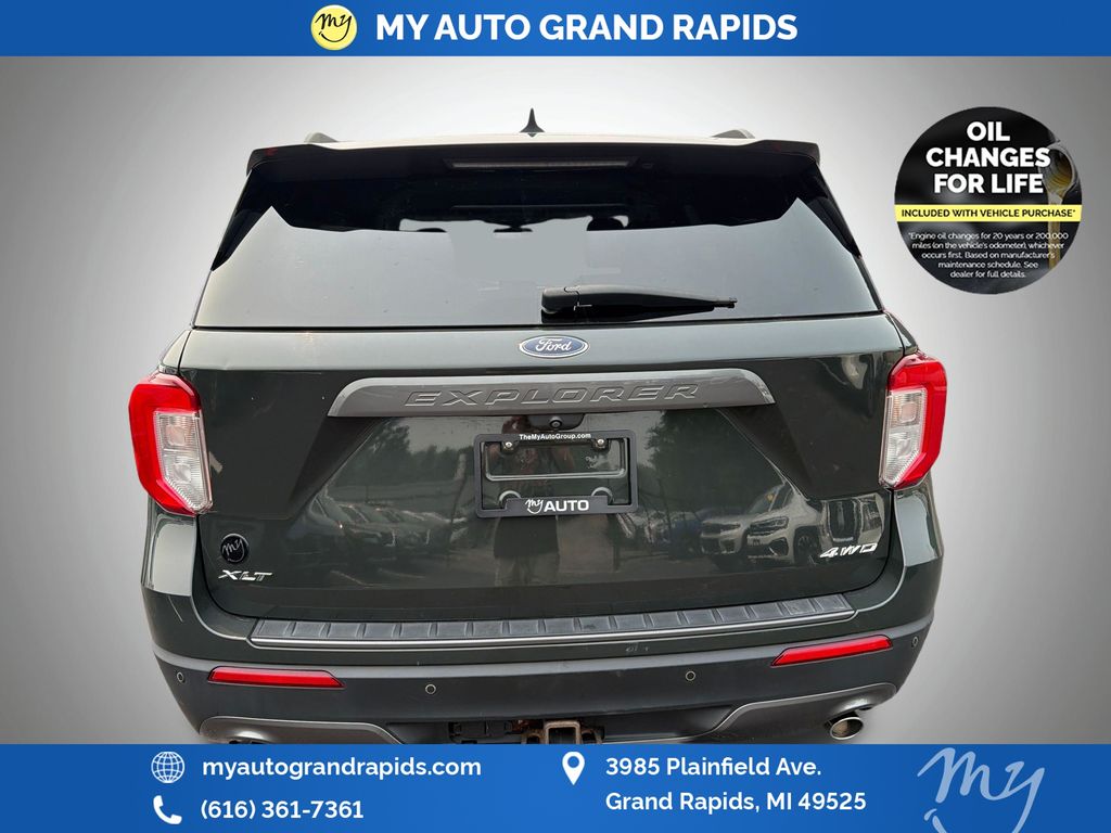 2022 Ford Explorer XLT - Photo 6