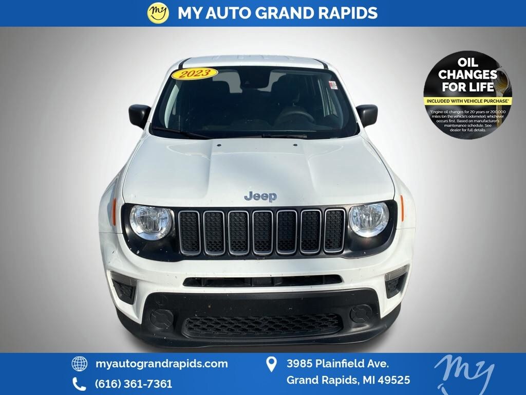 Used 2023 Jeep Renegade Latitude SUV