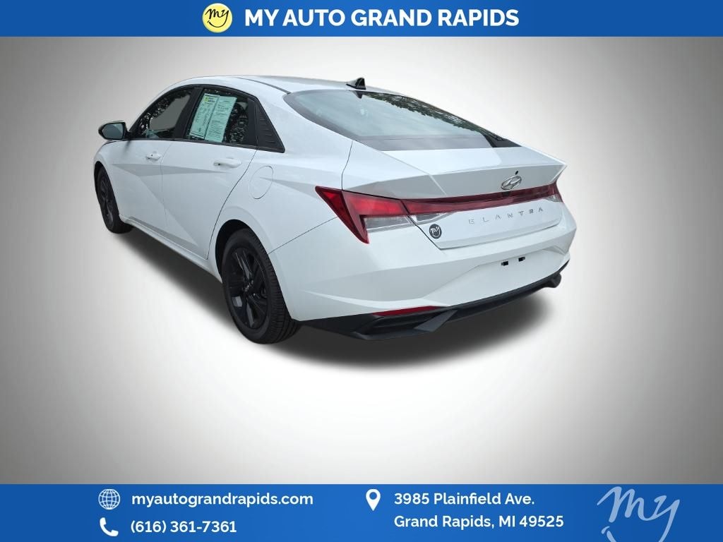 Used 2022 Hyundai Elantra SEL Sedan