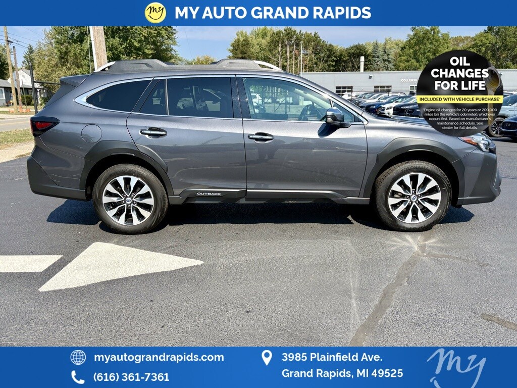 2023 Subaru Outback Touring XT photo 4